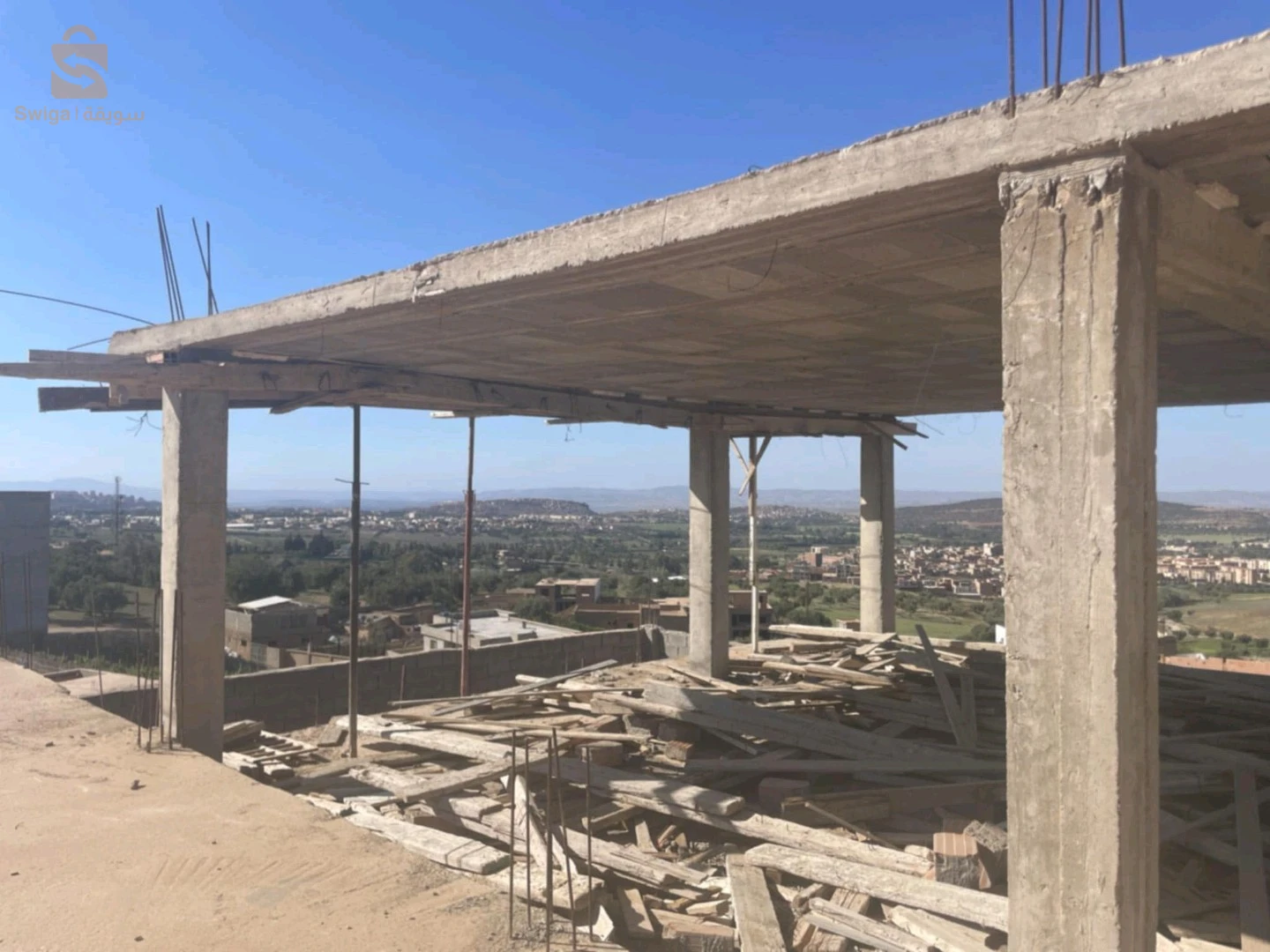 bonne affaire carcasse de 149m² à tlemcen  trig louerit en face salle des fêtes (korso)