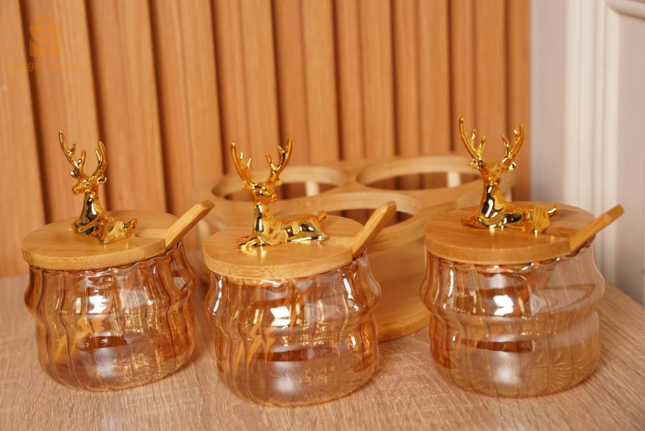 Porte épicé avec cuillère