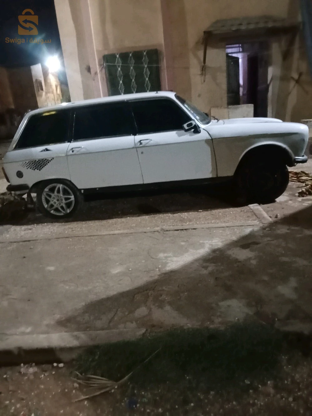 سيارة 204  0552039016