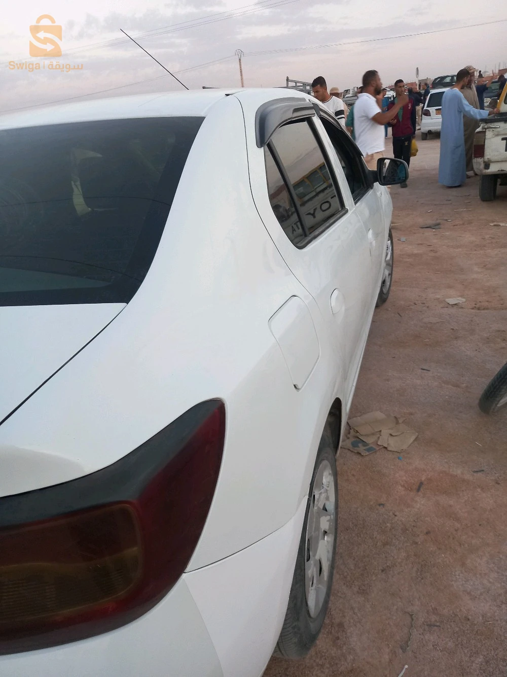 سيارة داسيا لوقان