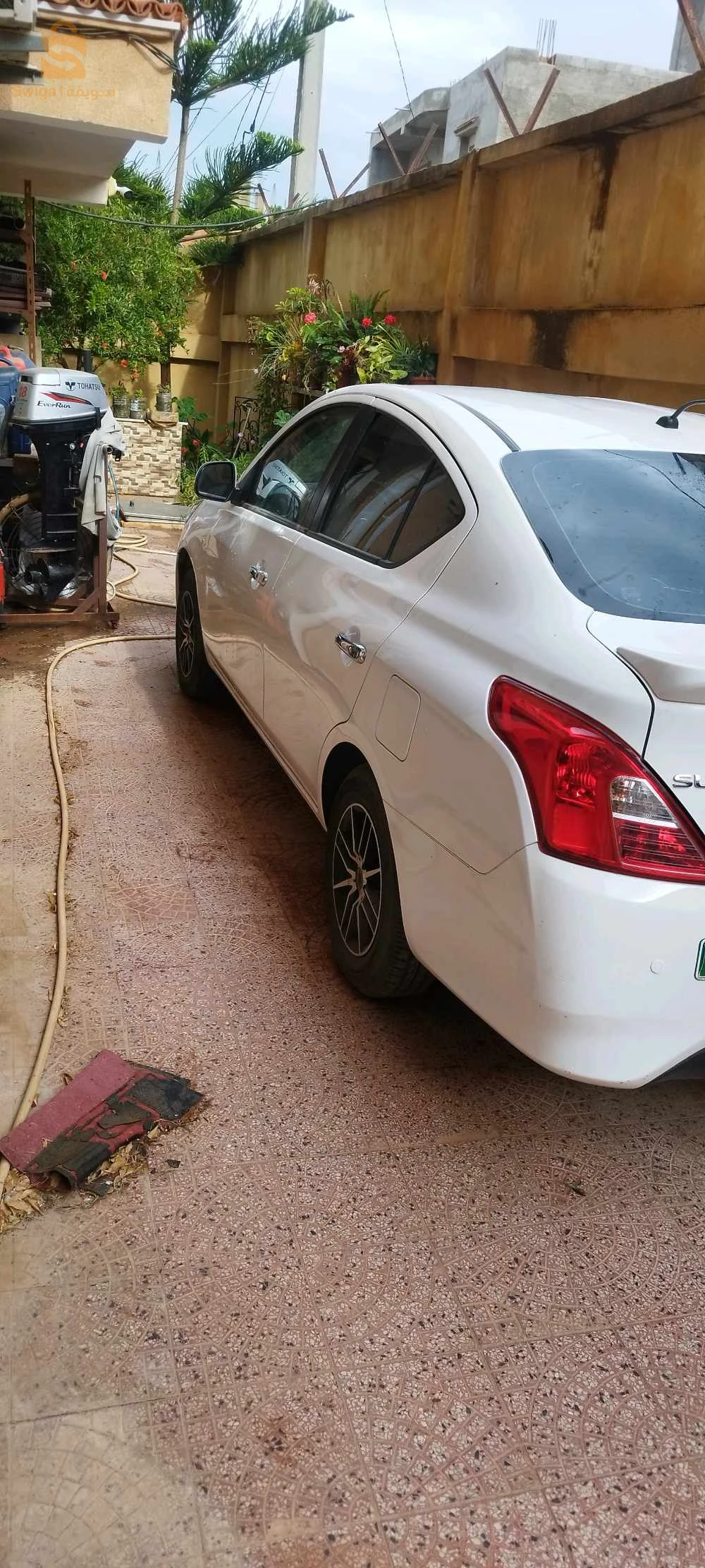 nissan