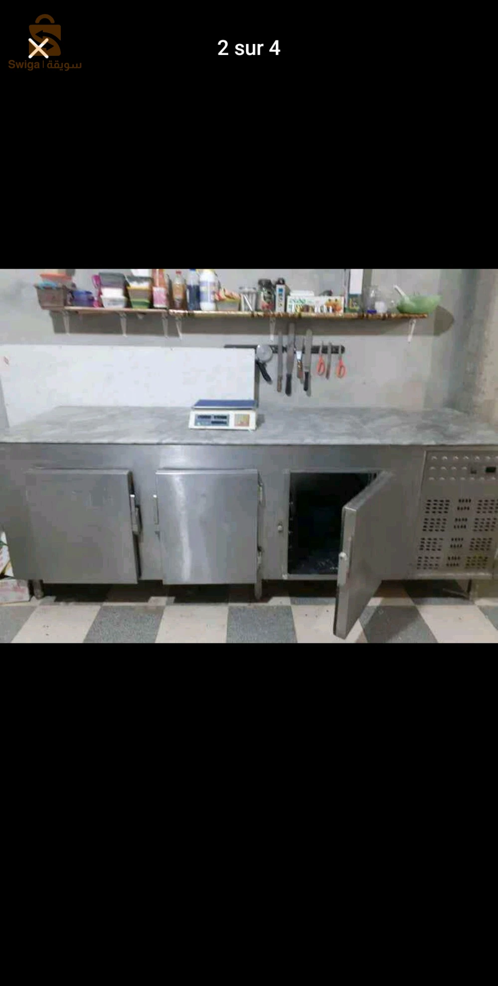 je mais le matériel très bonne qualité. table de travail/armoire pizza 🍕 🍕/ radiateur chauffage kangoo 1.5 dci d'origine très bonne état