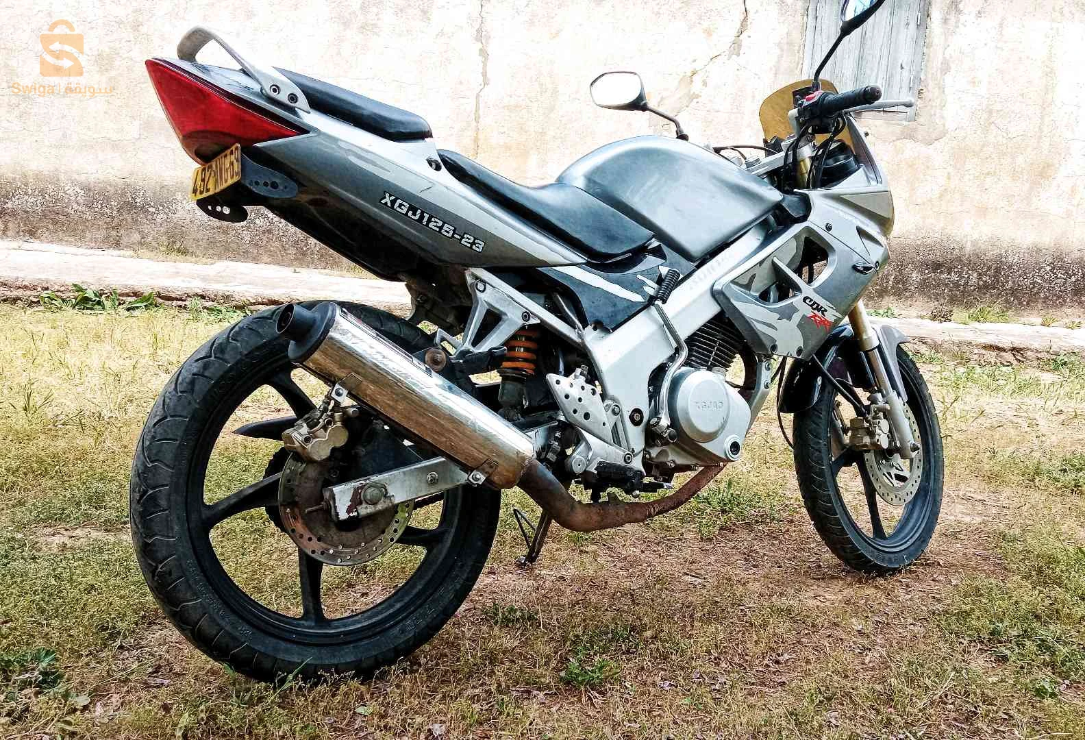 CBR XTR 125 cc ( 0662853011 )