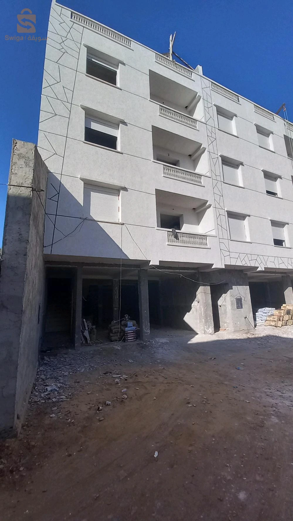 Villa à vendre à khraissia r+3  107m avec act
1ère étage f2
2ème étage f2
3ème étage f2
Plus terrasse