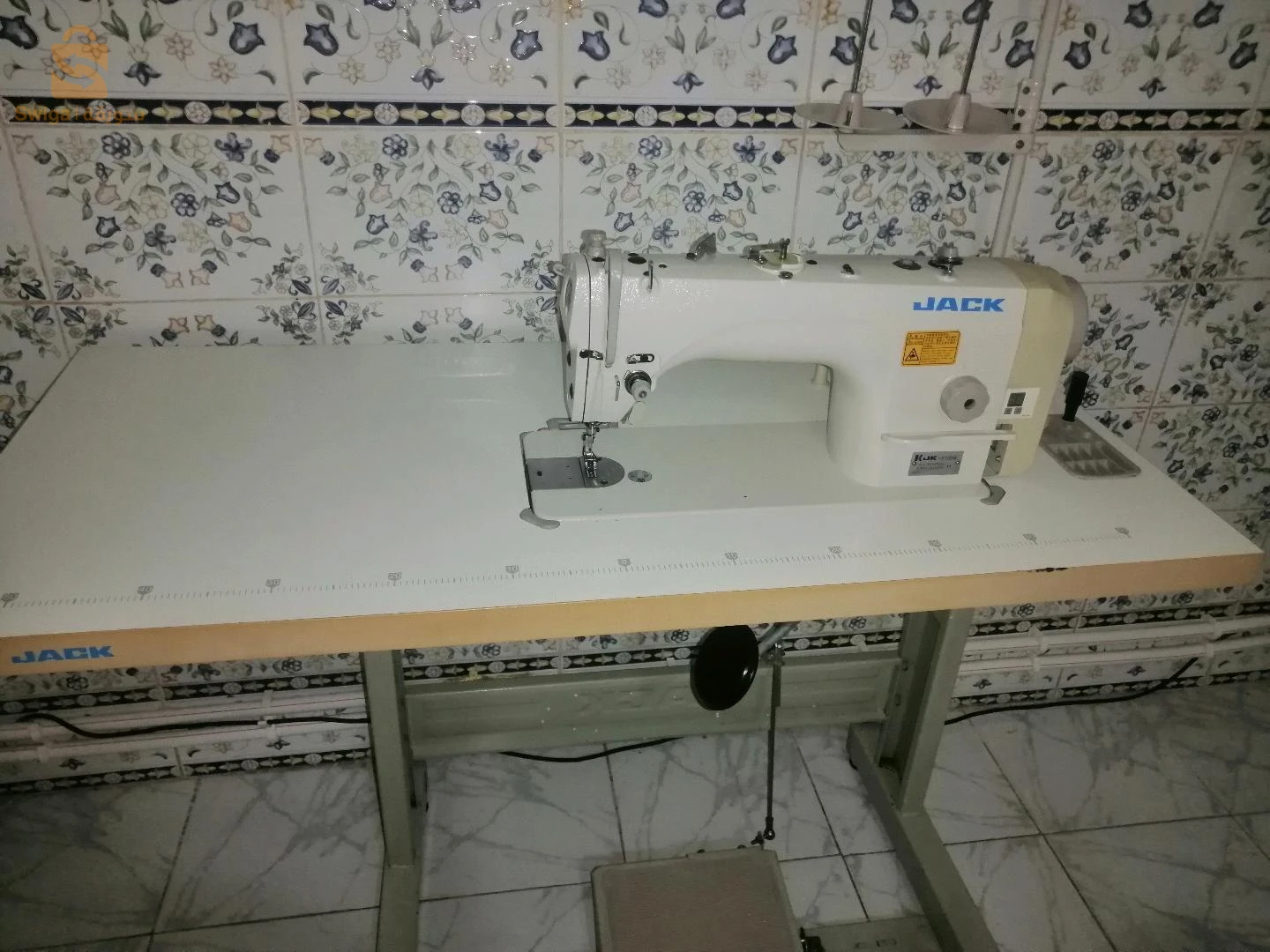 الة الخياطة الة سيرجي