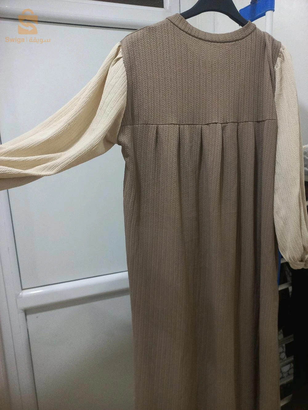 حجابات مستعملة في حالة جيدة
