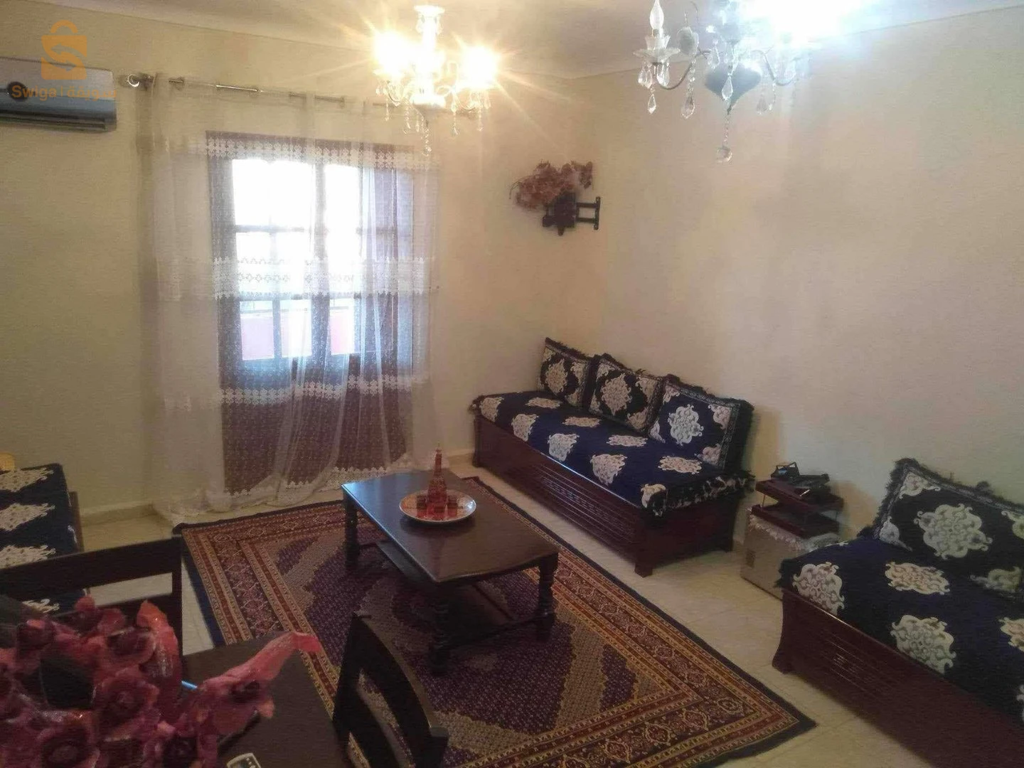 شقة سكنية للبيع 4 غرف مساحة 106 متر مربع طابق اول 
اقامة بدراني بلدية عين سلطان ولاية عين دفلى