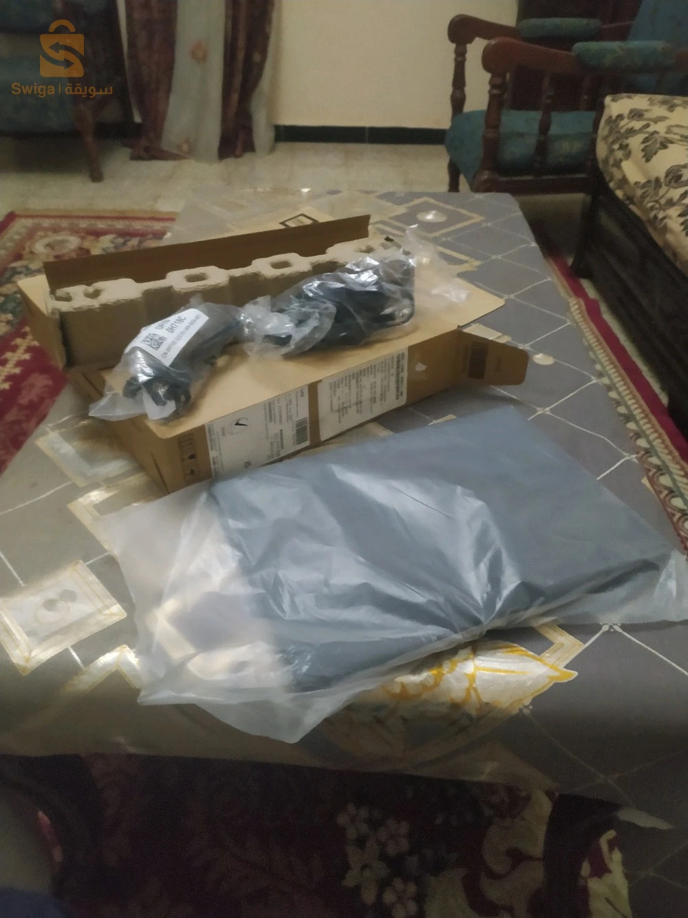 dell vostro حاسوب محمول مع محفظة جديد غير مستعمل