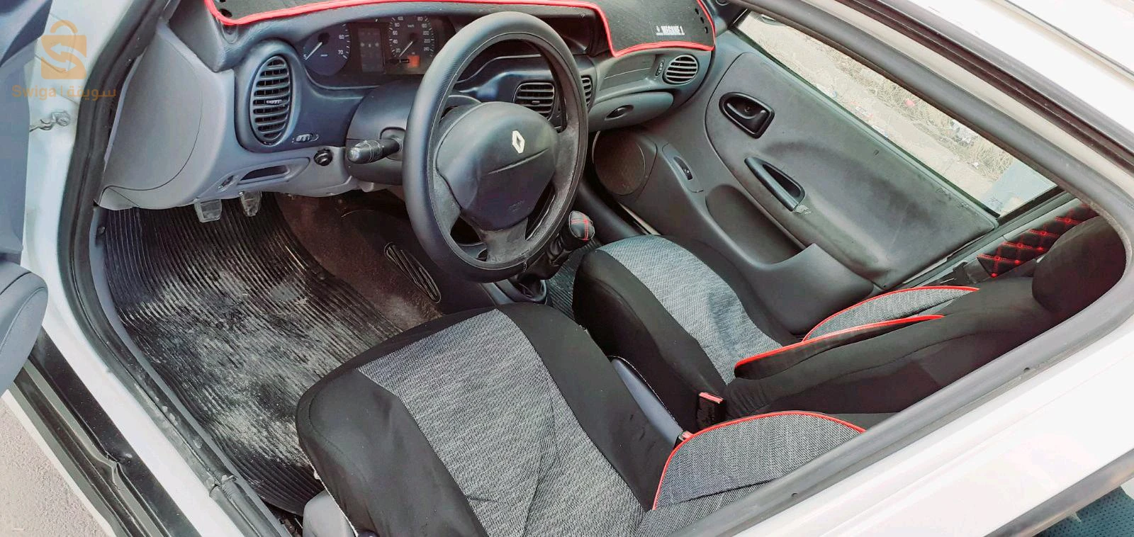 megane نضيفة الله يبارك