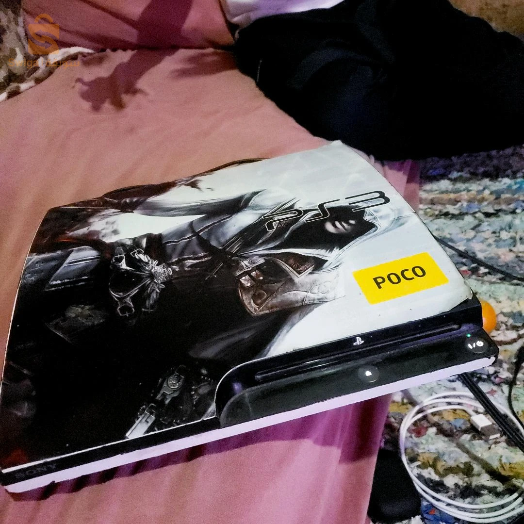 ps3 slim flashi 
بلاي ستيشن 3 سليم
hdm ميمشيش 
تمشي AV 
سعة التخزين 111 جيغا 
منات صون فيل 
معمرة ليجو مفلاشية
bon prix