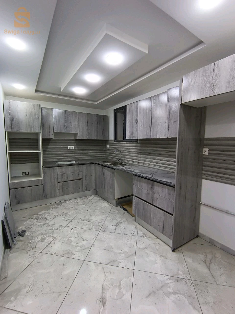 F3 + box de stationnement 🔑sous-sol ✨️endroit stratégique Alger-plage 🌊Bordj el bahri