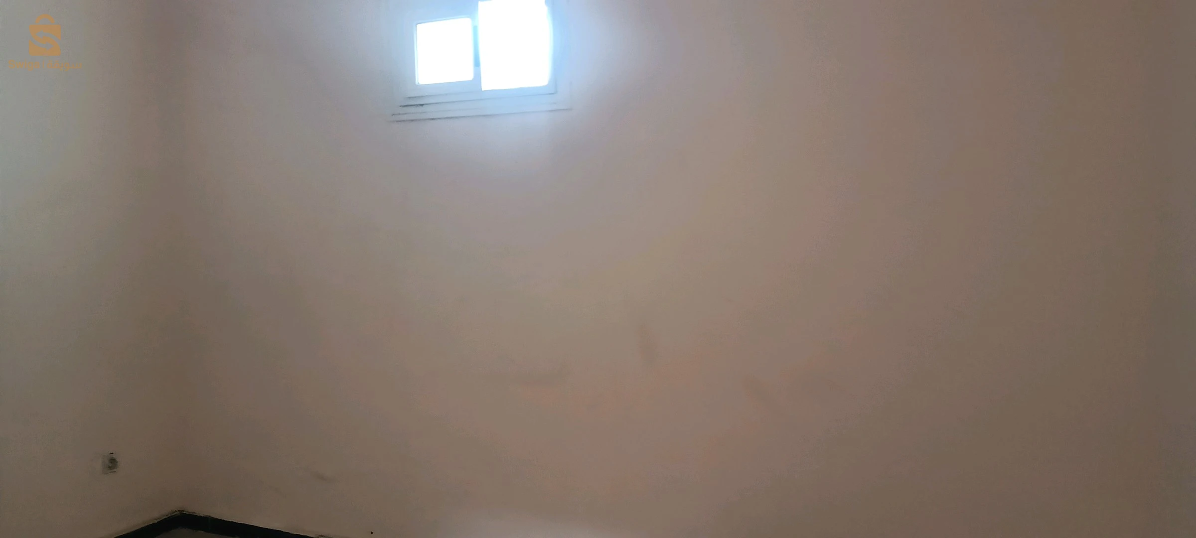 شقة للبيع وسط بلدية العنصر