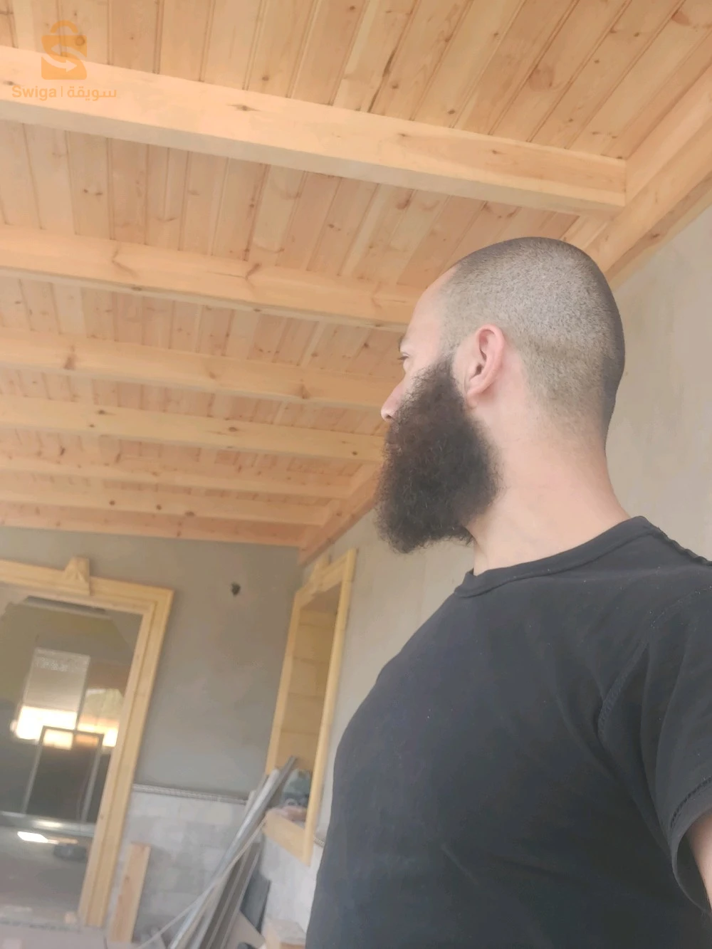 تركيب القرميد و الأسقف الخشبية و إعادة الترميم مع إمكانية التنقل بين الولايات 0781815912