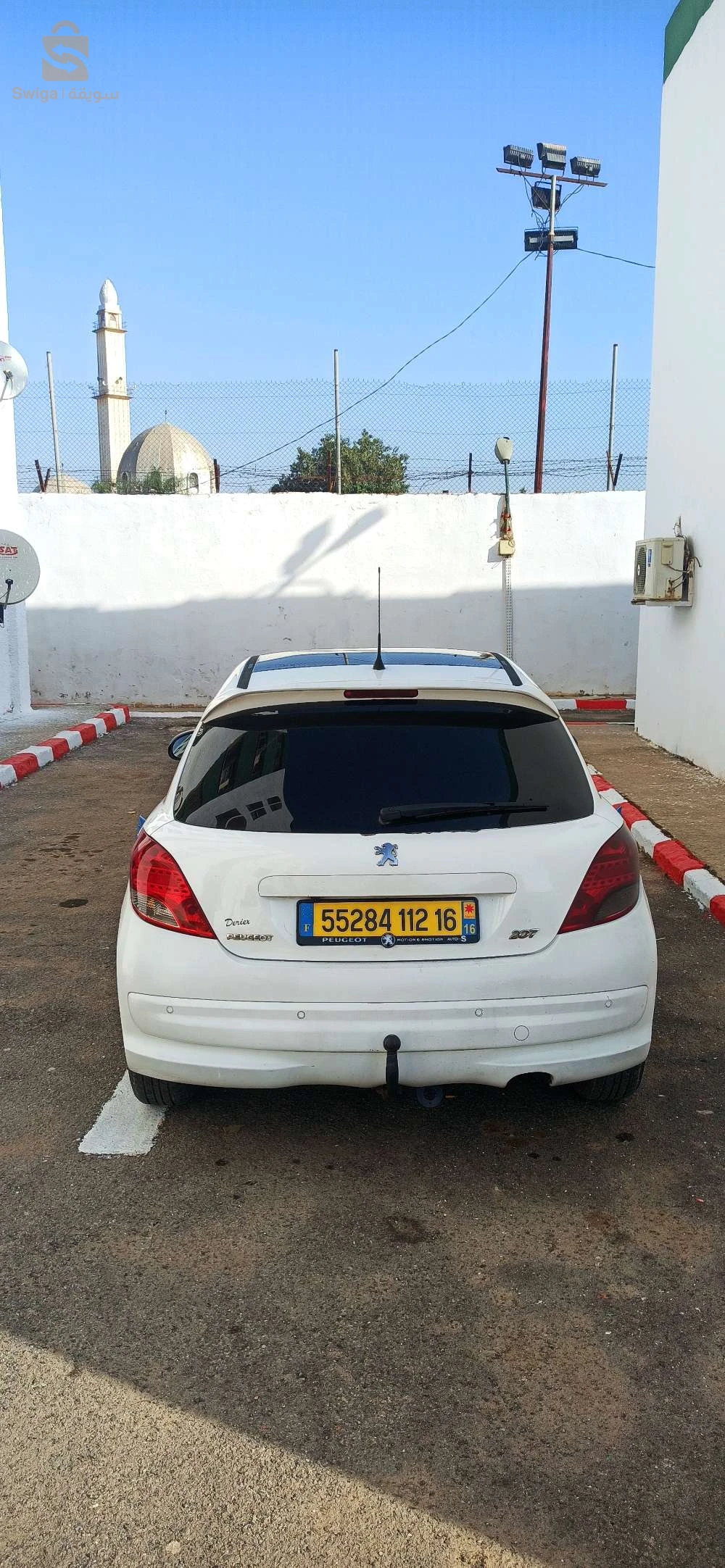 بيع سيارة 207 رقم الهاتف 0670378066