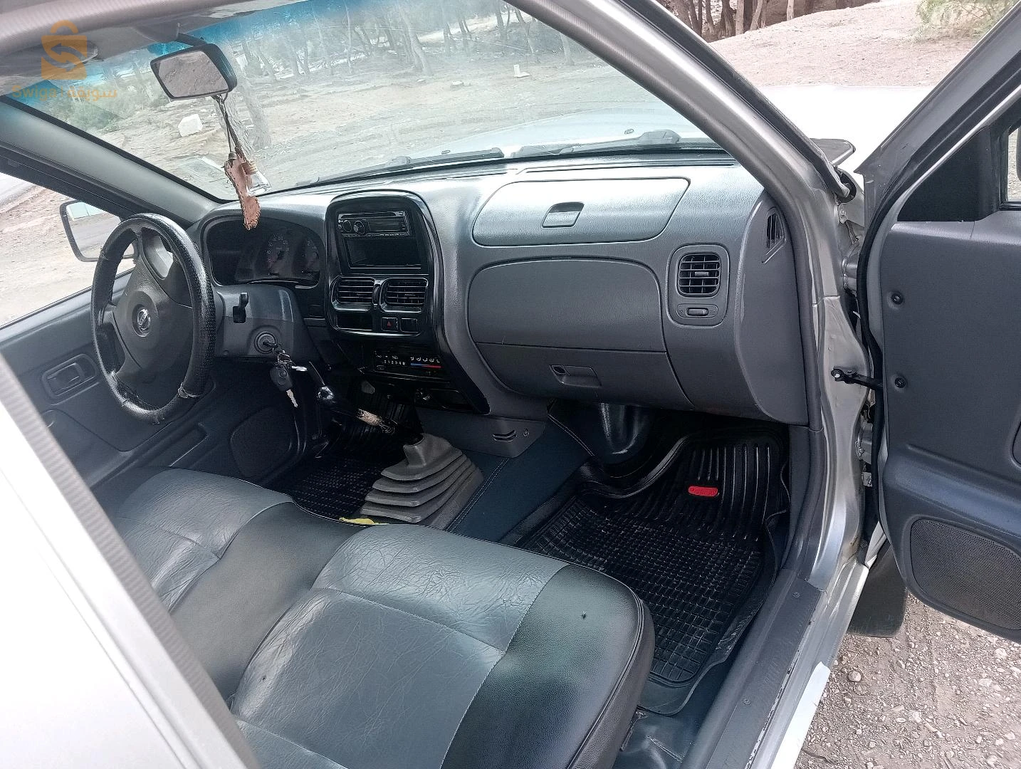nissan hard body