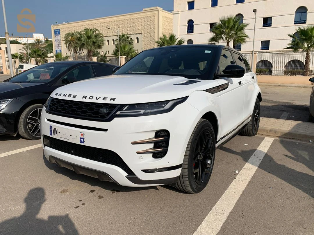 voiture neuf 
zéro problème 
moteur suspension la tôle toute neuf