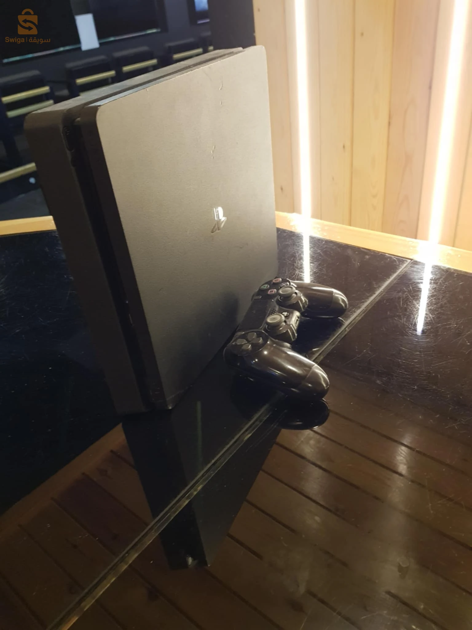 بلاي 4سليم للبيع