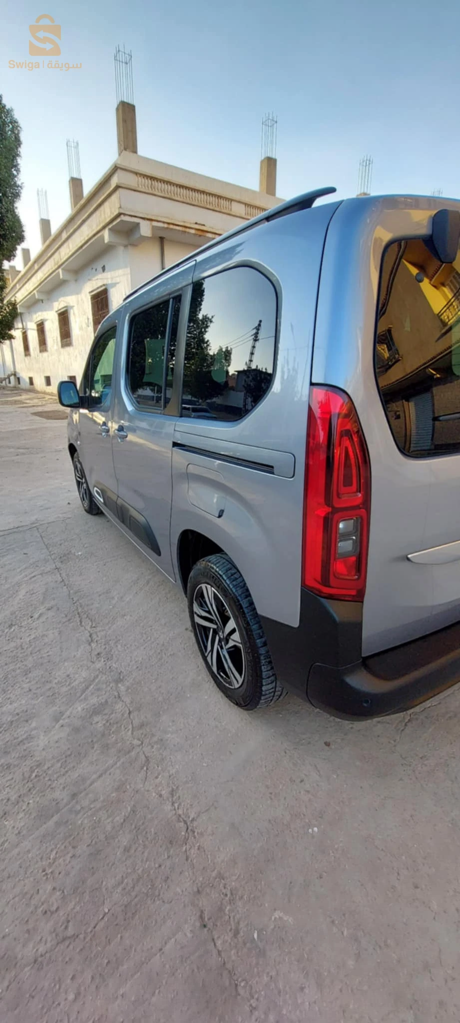 1er main machia 56mille carte grise Safia 00bentoura