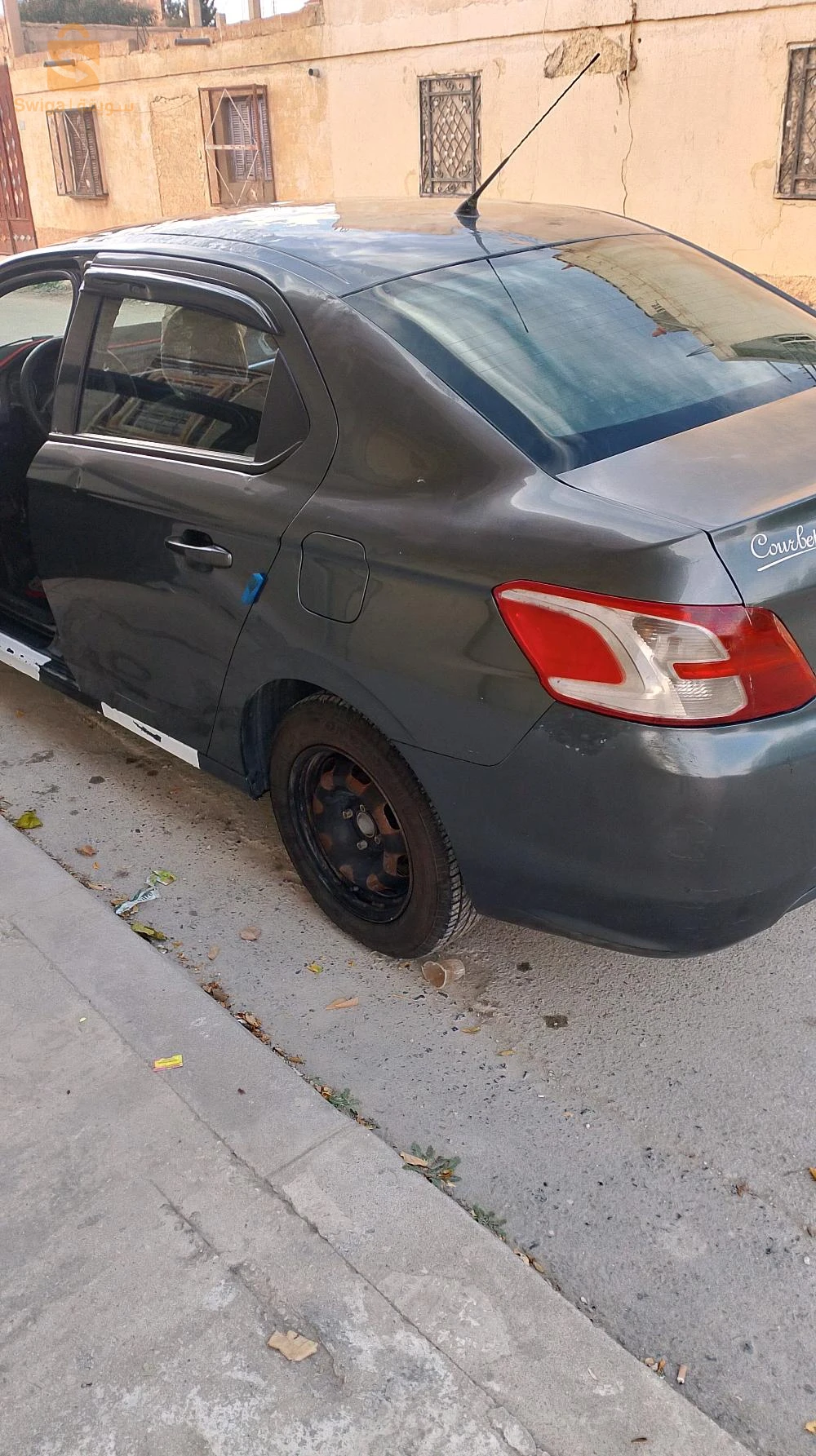 فيها لي فروا و نص امال مخدوم مستيك متور مريفيزي مازالت  ترودي بنوات جدد بطارية جديدة بابيون جديد