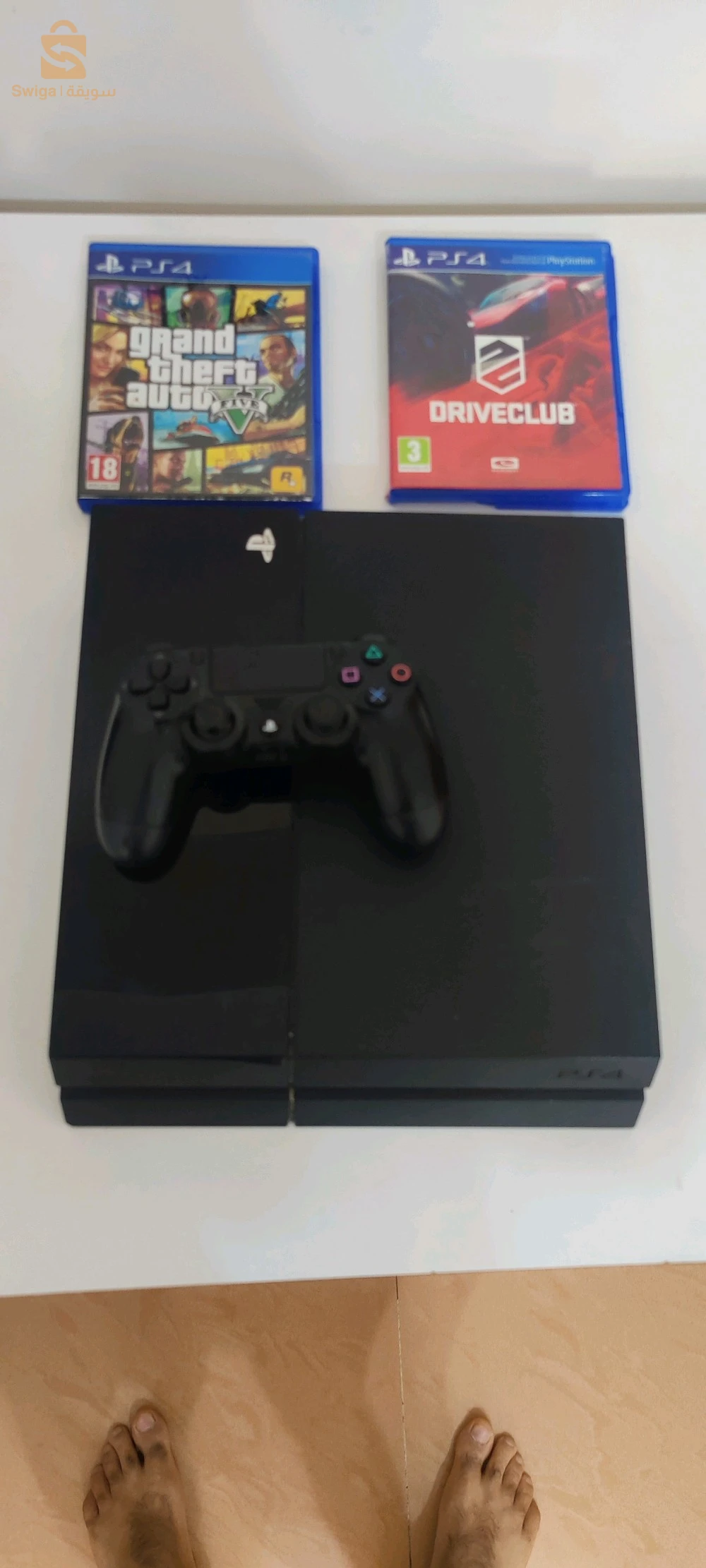 PlayStation 4 Flat