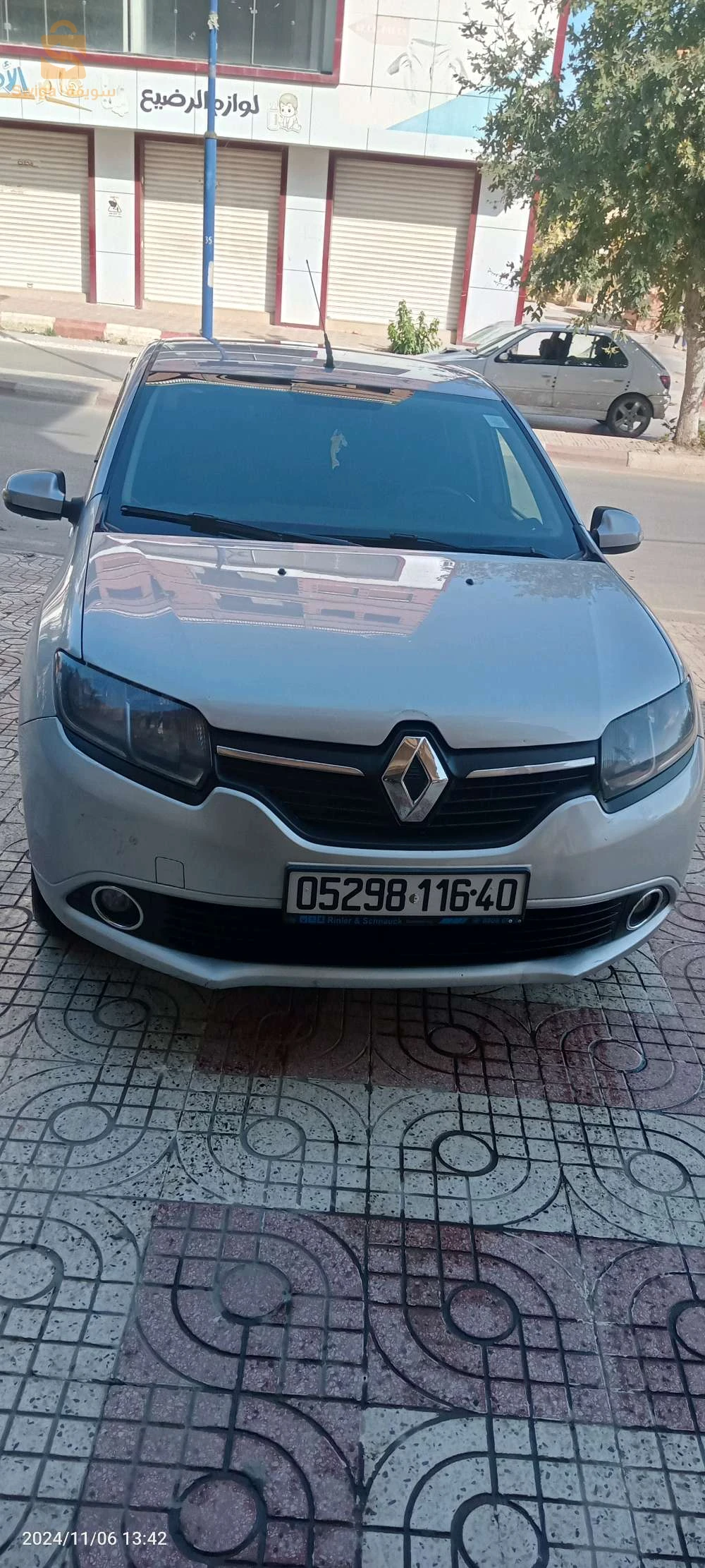 متور 1.6 ايسونس
