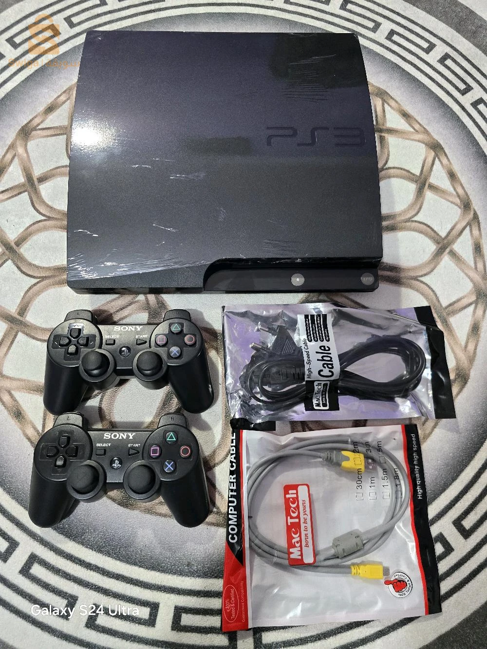 ps3 slim 500gb maflchi avec 2 manett
