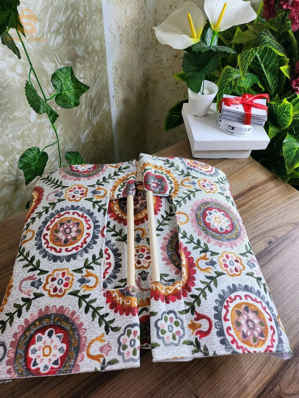 سلات القهوة و حاملات الصواني و الاطباق