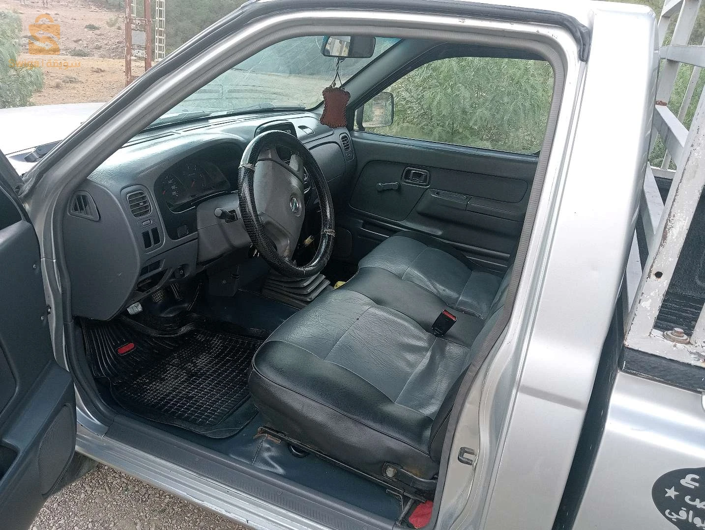 nissan hard body