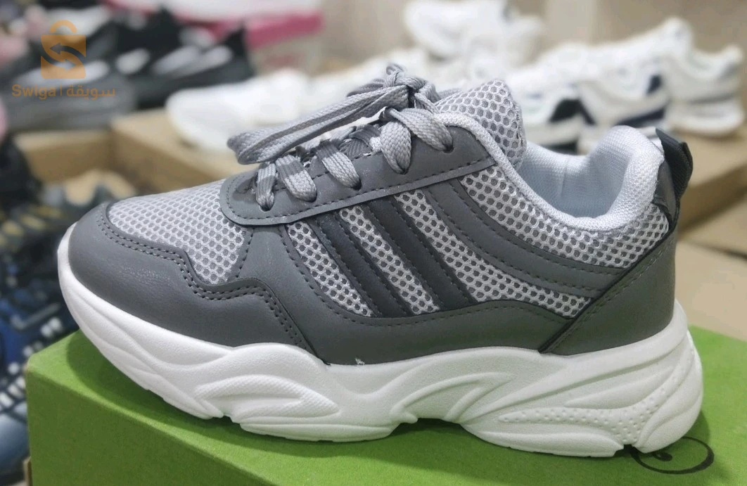 Chaussure streetwear casual confortable semelle absorbante au chocs - GRIS