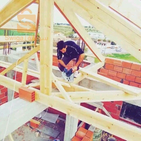 تركيب القرميد و الأسقف الخشبية و إعادة الترميم مع إمكانية التنقل بين الولايات 0781815912
