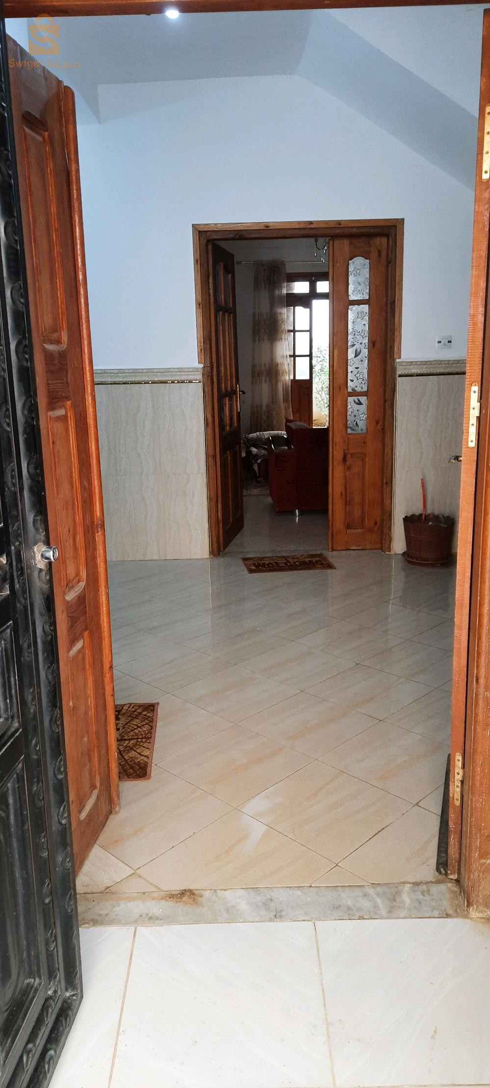 بيع منزل في الريحان . موزاية