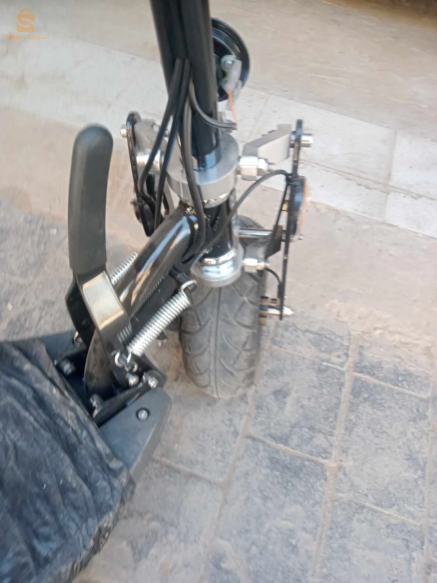 Trotinette électrique tiny tom