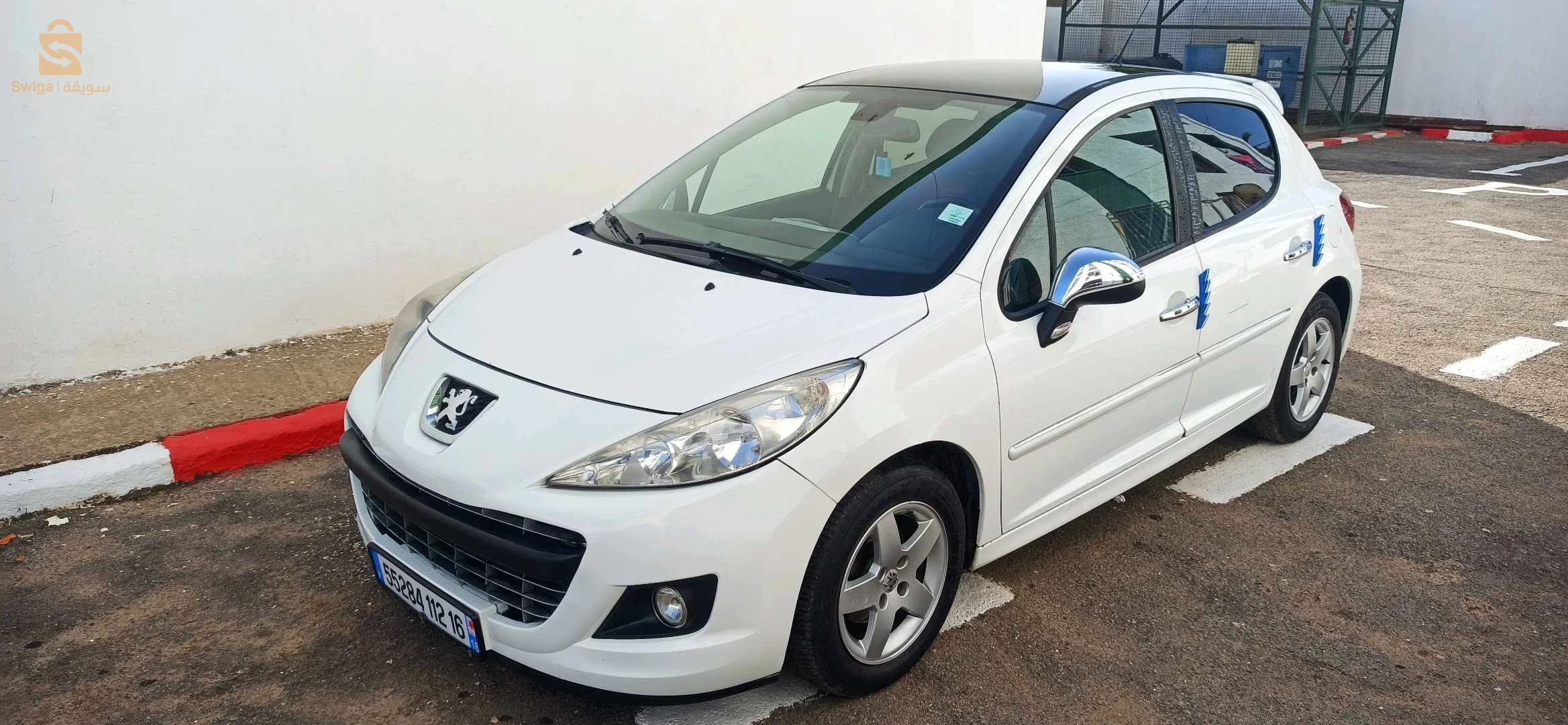 بيع سيارة 207 رقم الهاتف 0670378066