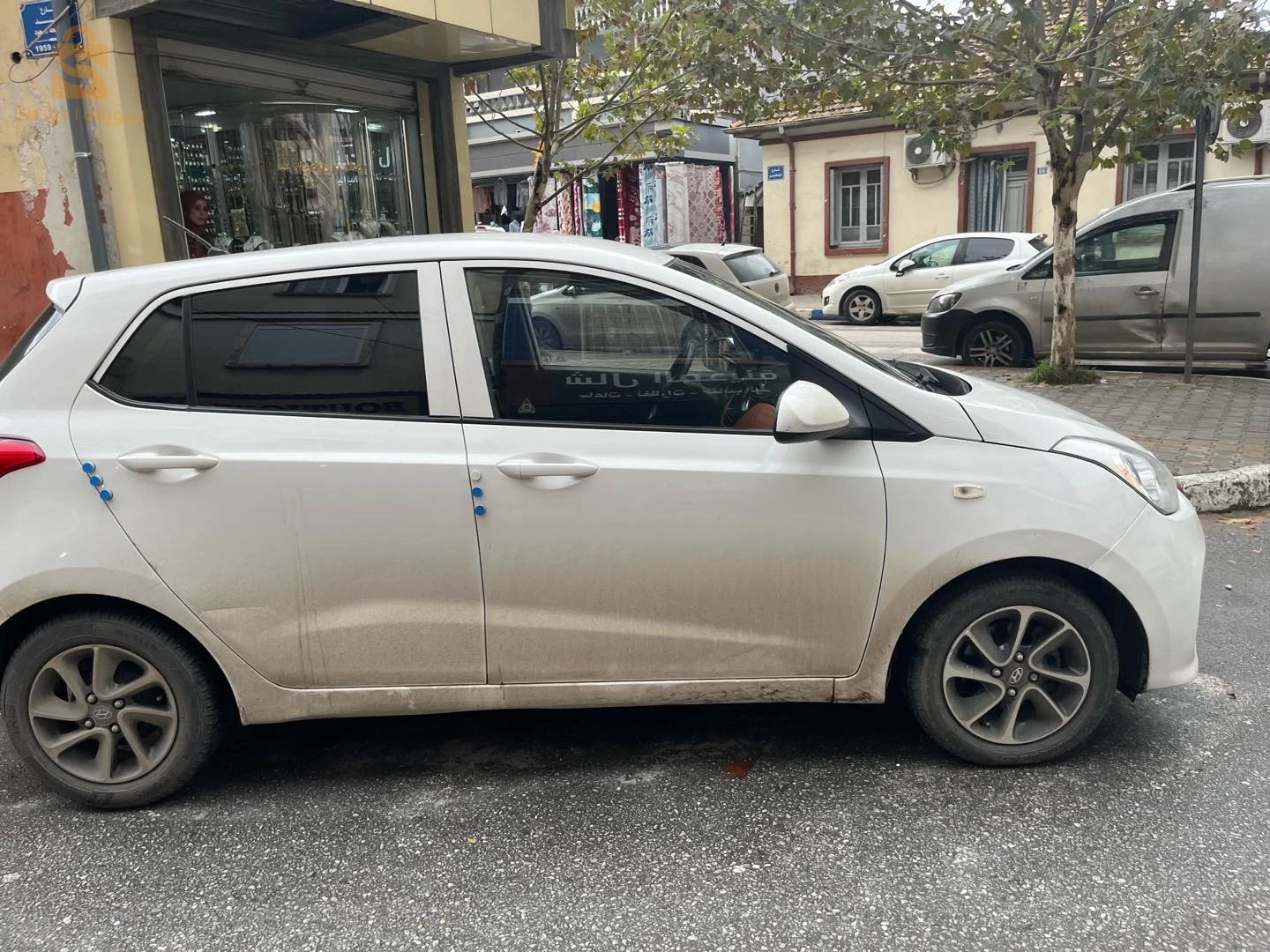 i10