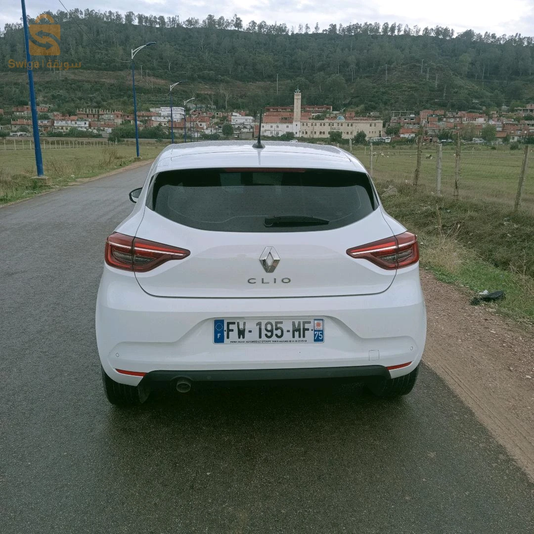 Clio5 2021 machia 50000 beznes éta neuf carte grise fi nhark Bari fiha parchok arrière virni taa France