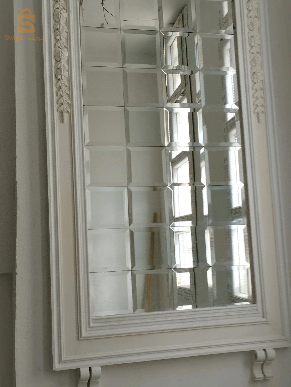 اختصاصي في فن النحت و الزخرفة المعمارية و ترميم المباني القديمة ترميمات فنية