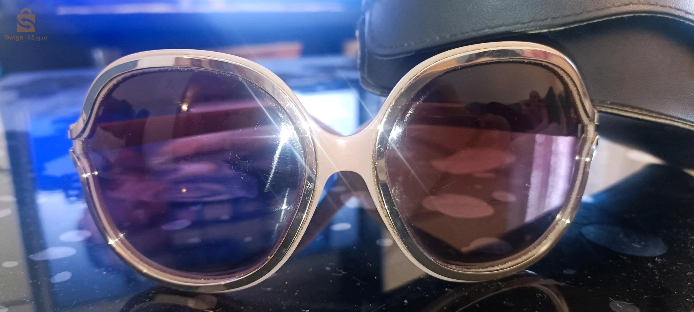 belle lunette Calvin Klein (vrai)