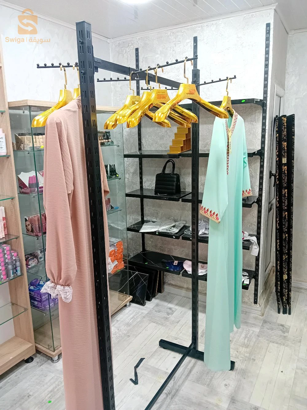 materiel hanoute ta3 9ache nsa khadam 4mois jdid li srx i3ayat 0781099120
