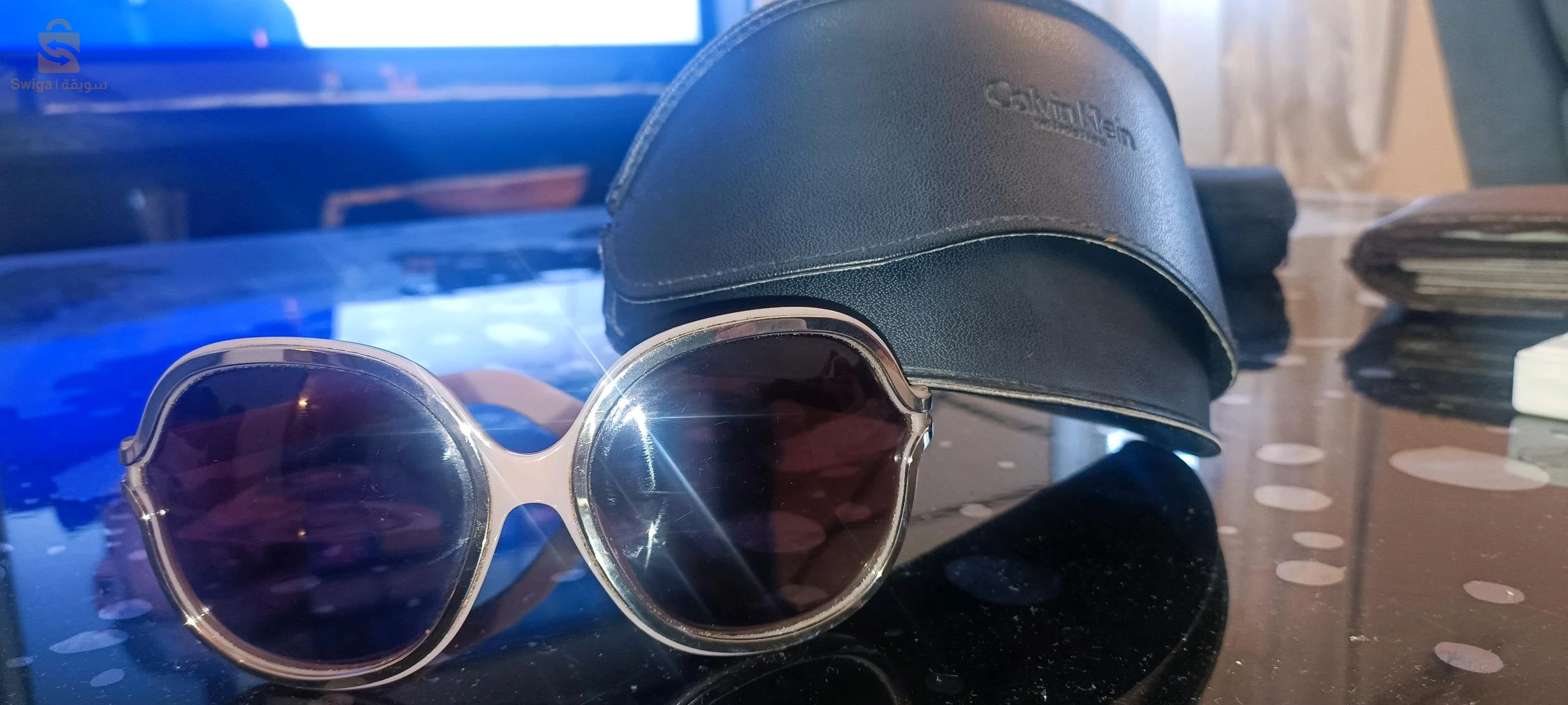 belle lunette Calvin Klein (vrai)
