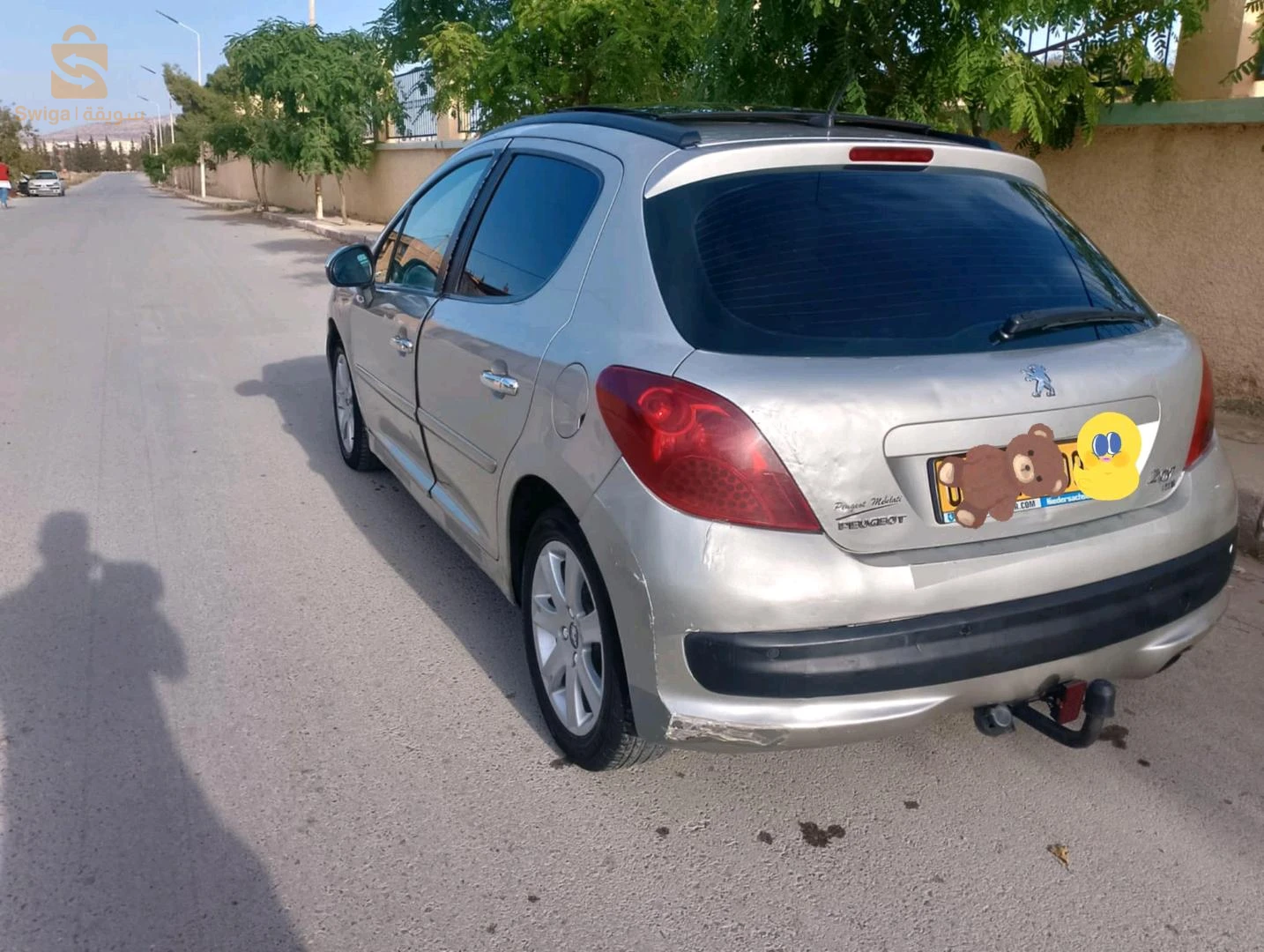 سيارة 207 للبيع
