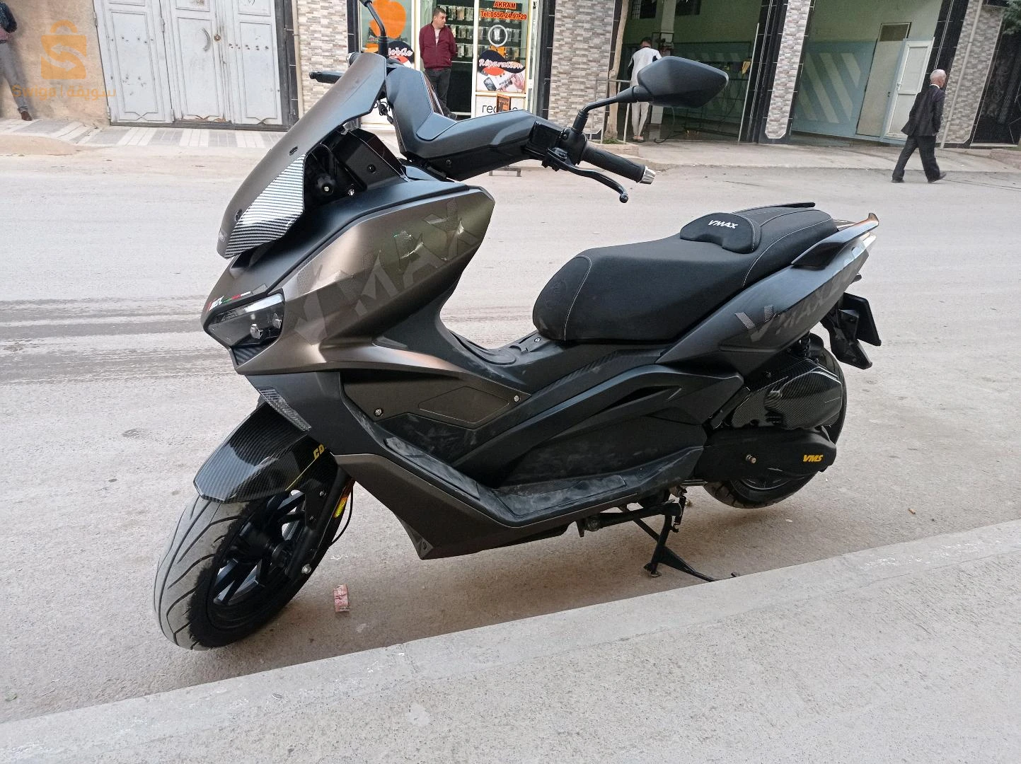 دراجة نارية للبيع