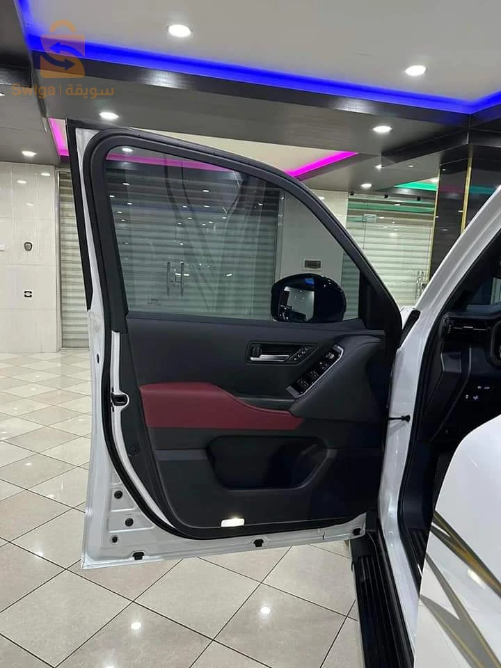 Land cruiser GR sport V6 twin turbo