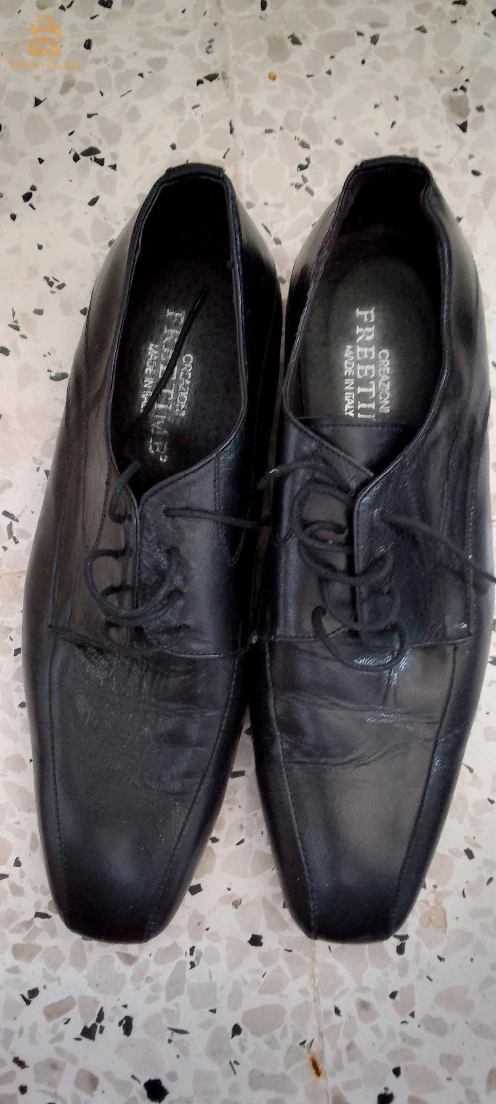 حداء كلاسيك إطالي 
المقاس 42