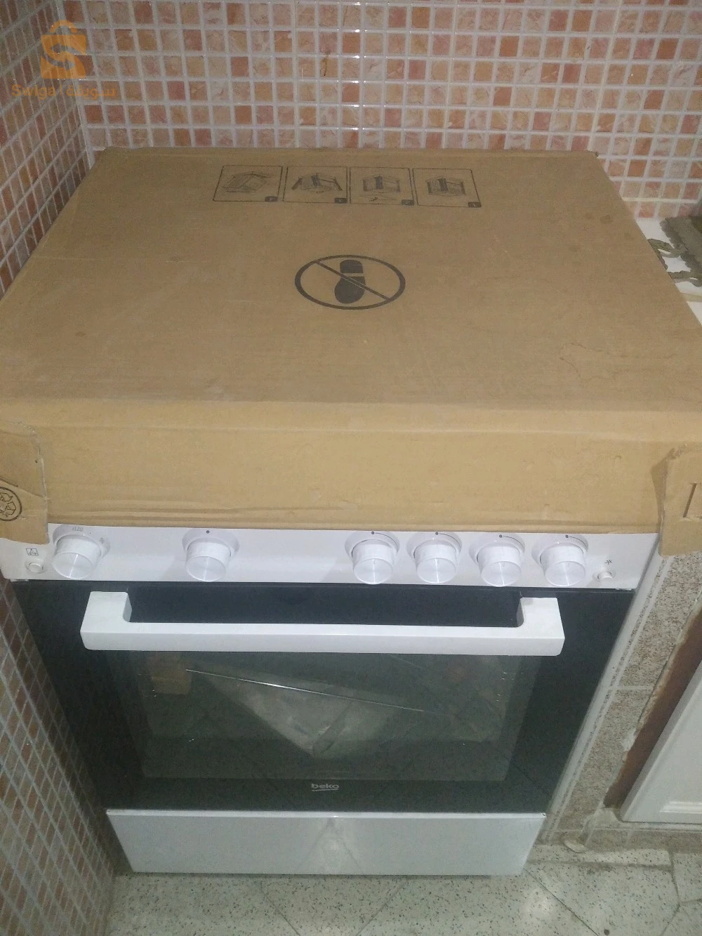 كويزنيار BEKO 4 feux جديدة غير مستعملة