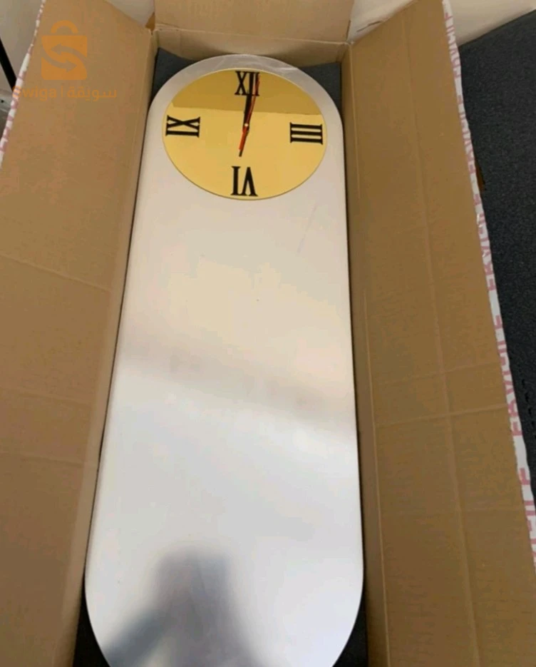 Horloge Murale Silencieuse Forme Oval Chiffre Romain 90x35cm