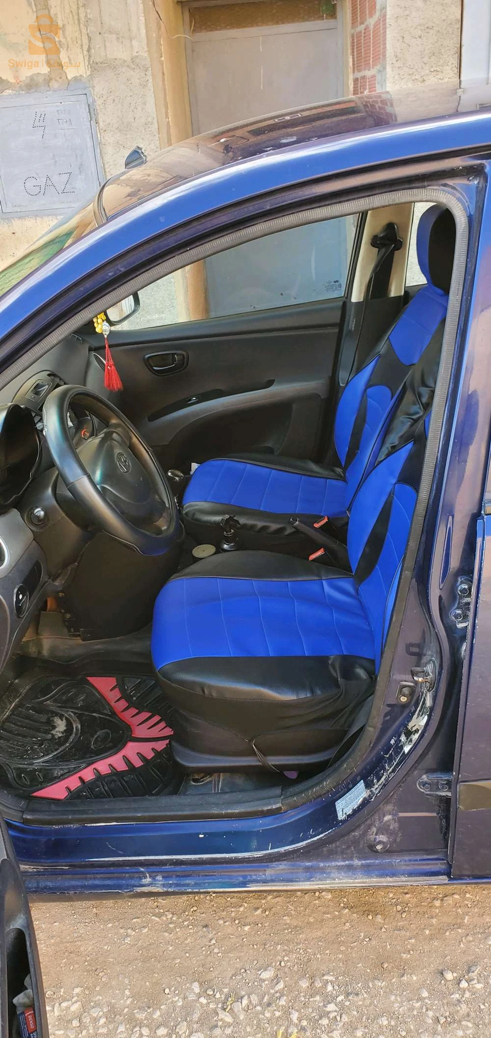 i10 فيها حزام على برى على لبيبان برك كلش نظيف وفيها نقرة صغيرة فرونجرو 0672101784