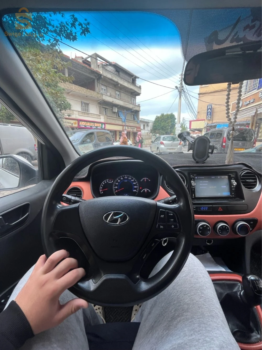 i10