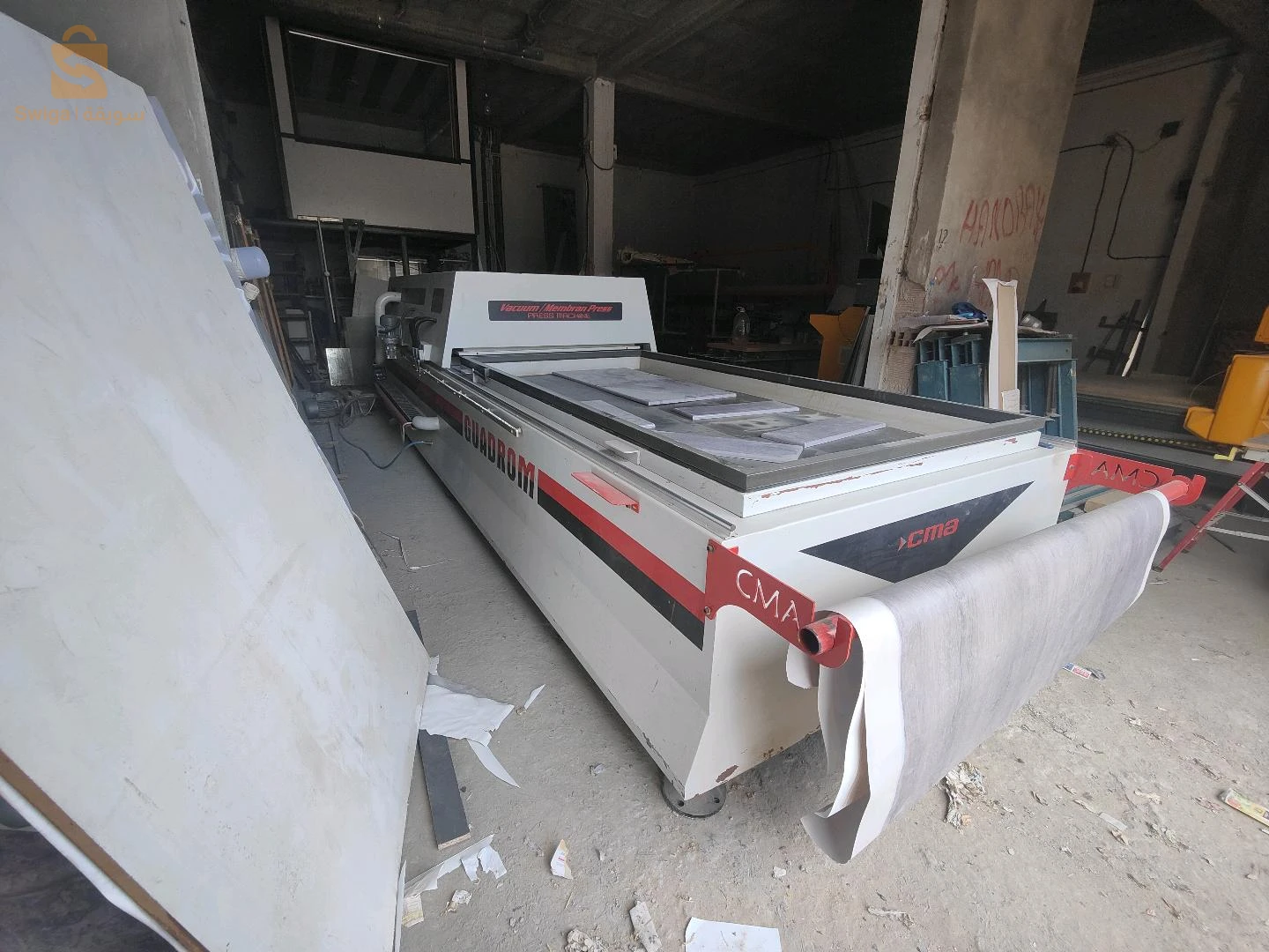 presse munbrane vaccum CMA CNC 180*400 plaqueuse de cham 5 opération