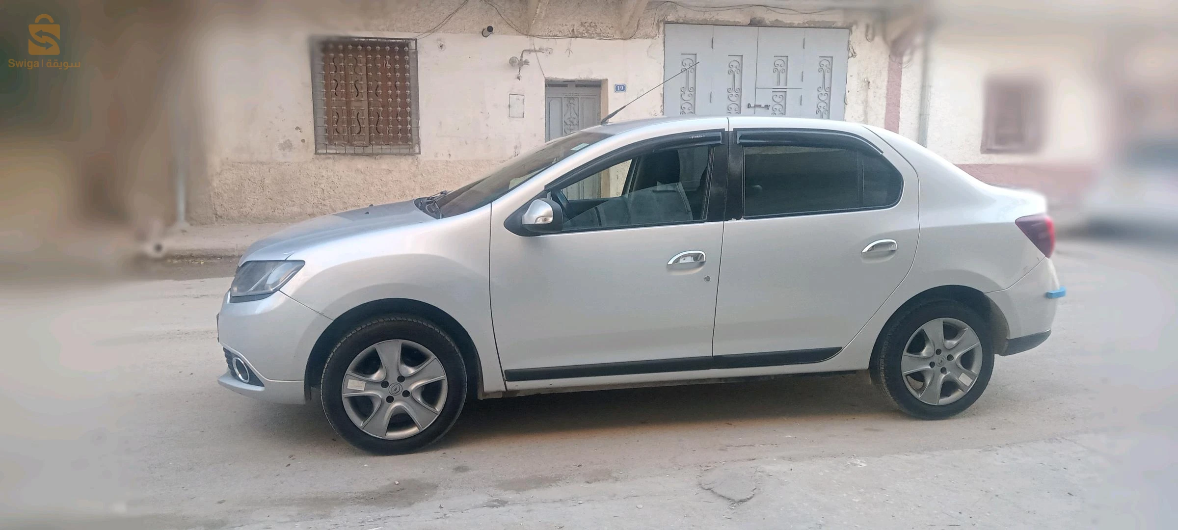متور 1.6 ايسونس