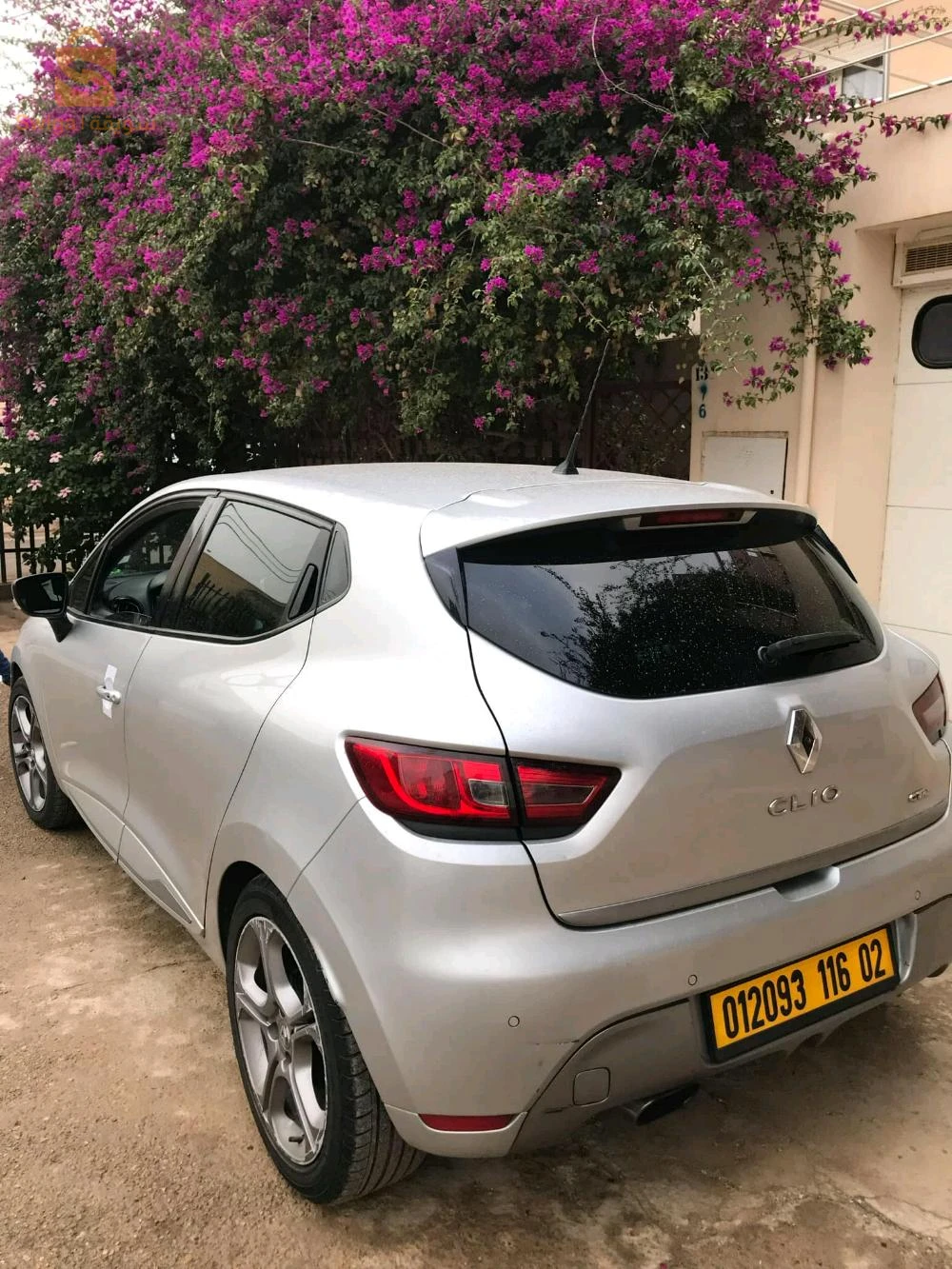 une belle voiture